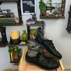 Ecco Walking Shoes